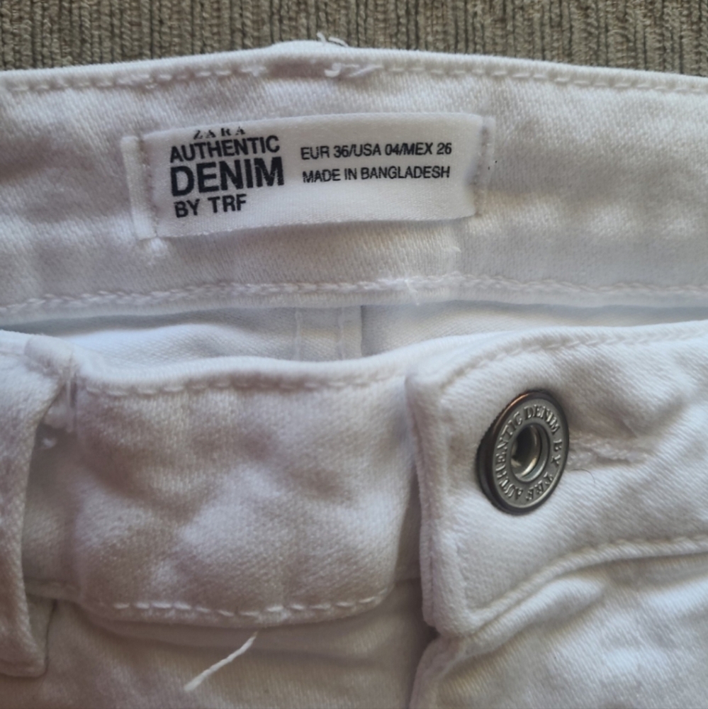 Zara Trafaluc Denim Shorts - Picture 8 of 8